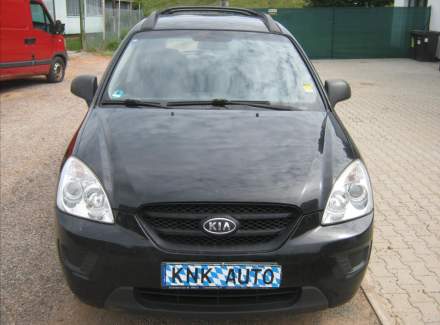 Kia - Carens