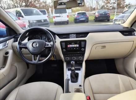 Škoda - Octavia