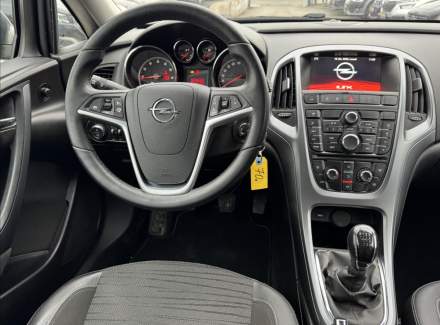 Opel - Astra