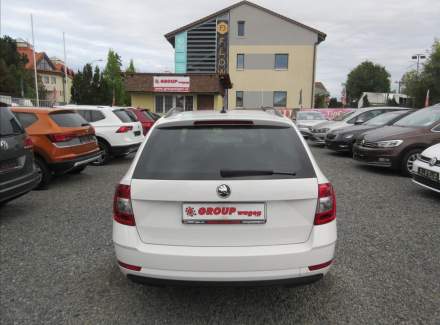 Škoda - Octavia