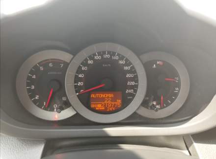 Toyota - RAV 4
