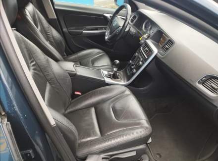 Volvo - V60