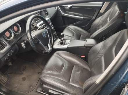 Volvo - V60