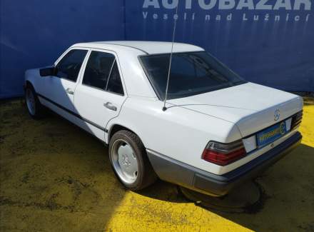 Mercedes-Benz - E-class