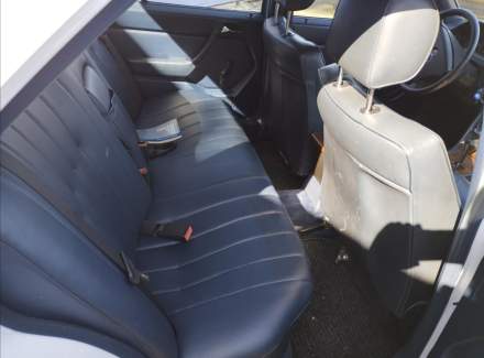 Mercedes-Benz - E-class