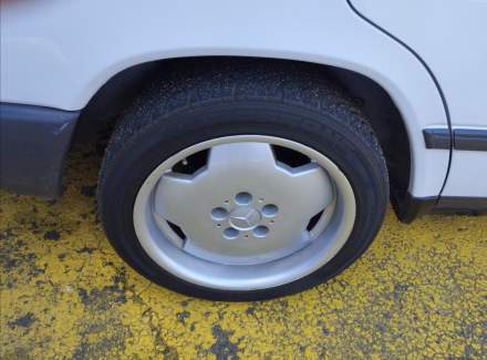 Mercedes-Benz - E-class