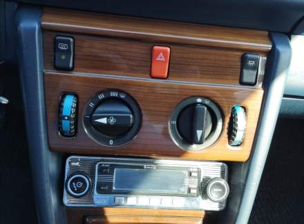 Mercedes-Benz - E-class