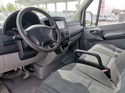 Mercedes-Benz - Sprinter