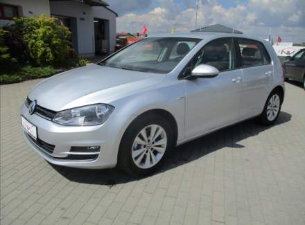 Volkswagen - Golf