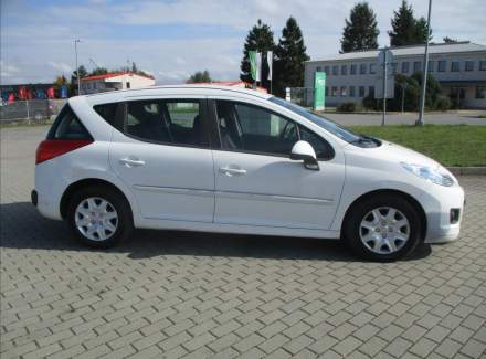 Peugeot - 207