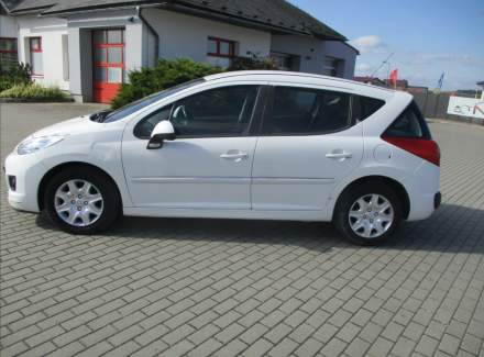 Peugeot - 207