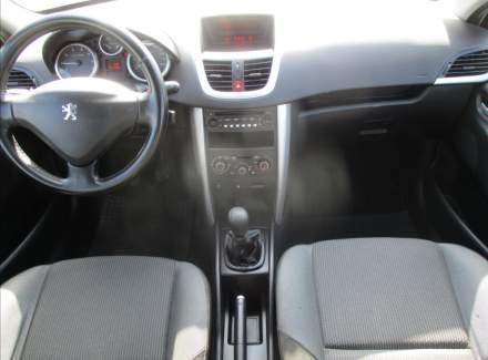 Peugeot - 207