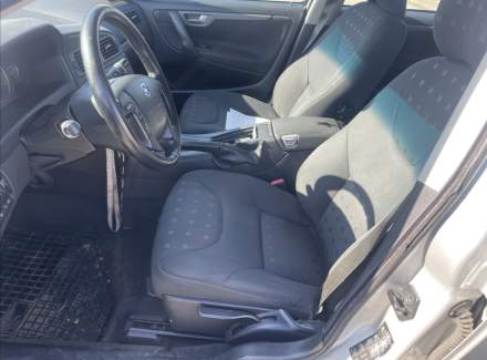 Volvo - V70