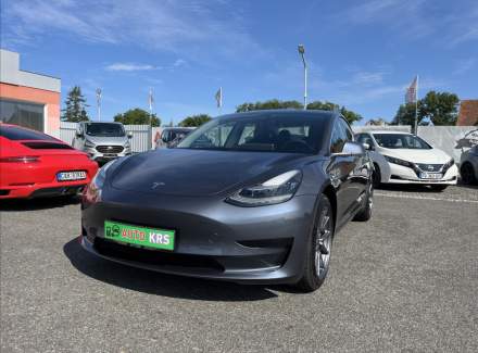 Tesla - Model 3