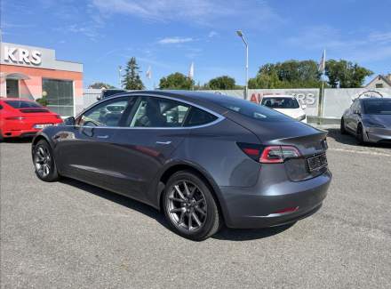 Tesla - Model 3