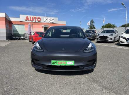 Tesla - Model 3