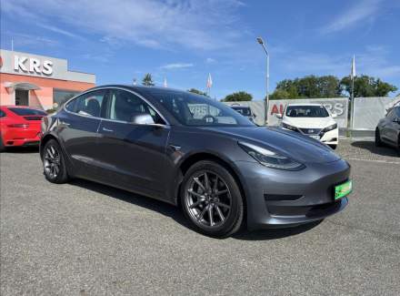 Tesla - Model 3