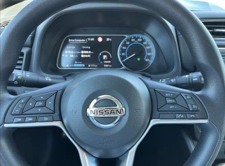Nissan - Leaf