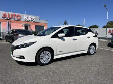 Nissan - Leaf