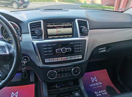 Mercedes-Benz - M-class