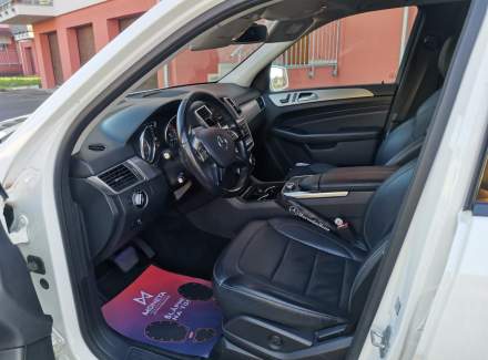 Mercedes-Benz - M-class