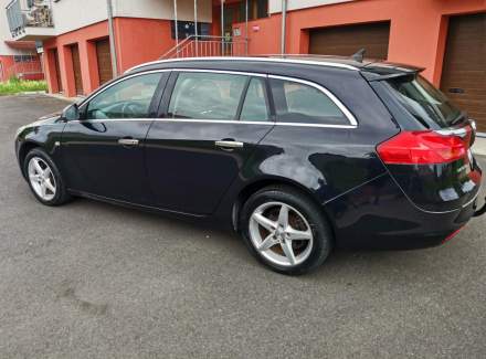 Opel - Insignia