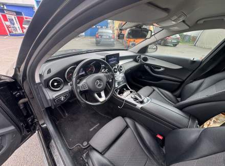 Mercedes-Benz - C-class