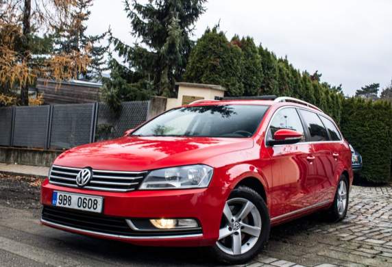 Volkswagen - Passat