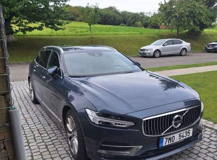 Volvo - V90