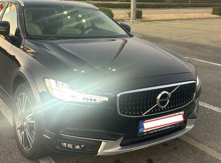 Volvo - V90