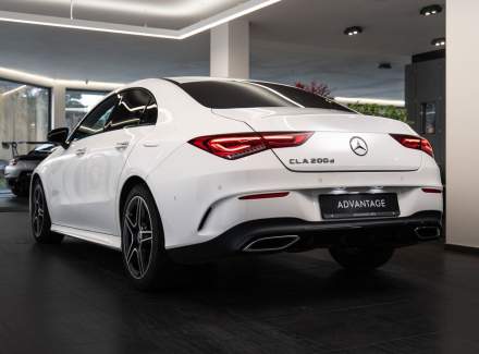 Mercedes-Benz - CLA