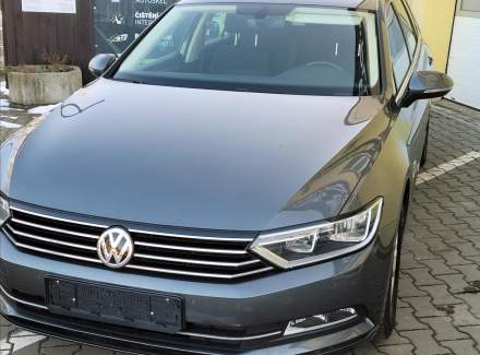 Volkswagen - Passat