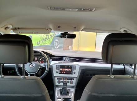 Volkswagen - Passat