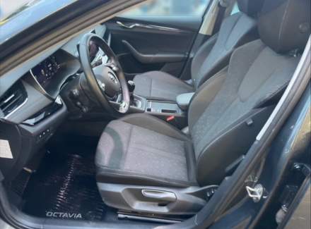 Škoda - Octavia