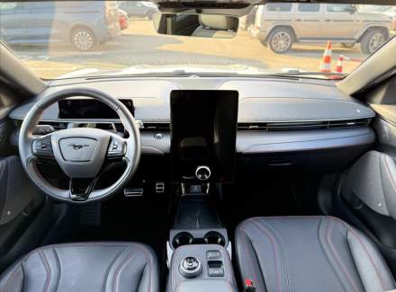 Ford - Mustang Mach-E