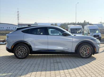 Ford - Mustang Mach-E