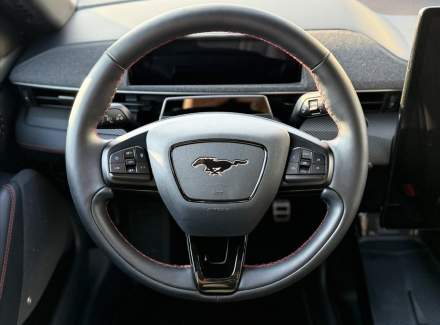 Ford - Mustang Mach-E
