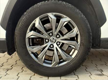 Toyota - RAV 4