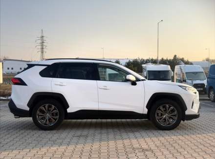 Toyota - RAV 4