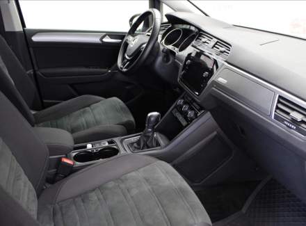 Volkswagen - Touran