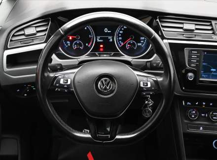 Volkswagen - Touran