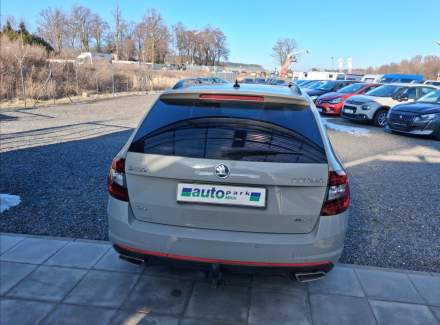 Škoda - Octavia