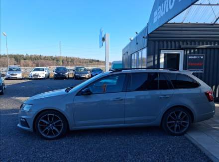 Škoda - Octavia