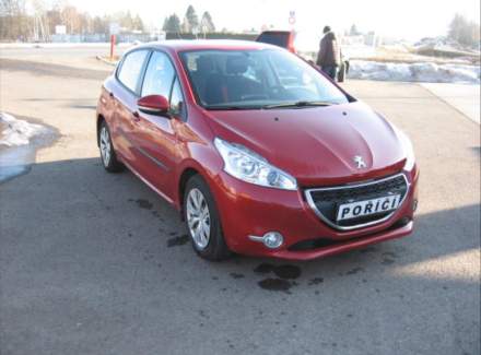 Peugeot - 208