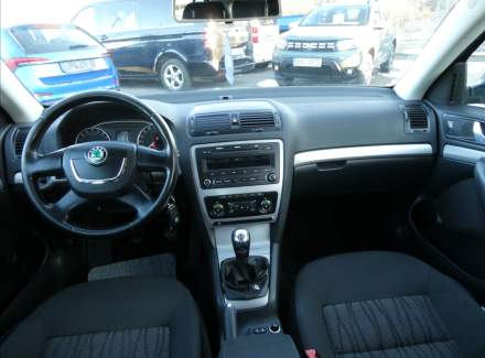 Škoda - Octavia