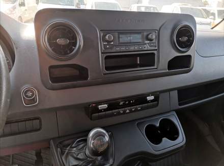 Mercedes-Benz - Sprinter