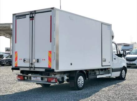 Mercedes-Benz - Sprinter