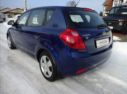 Kia - Cee'd