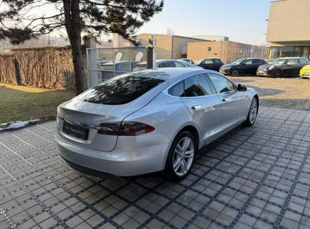 Tesla - Model S