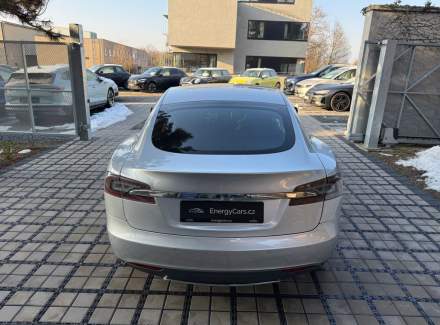 Tesla - Model S